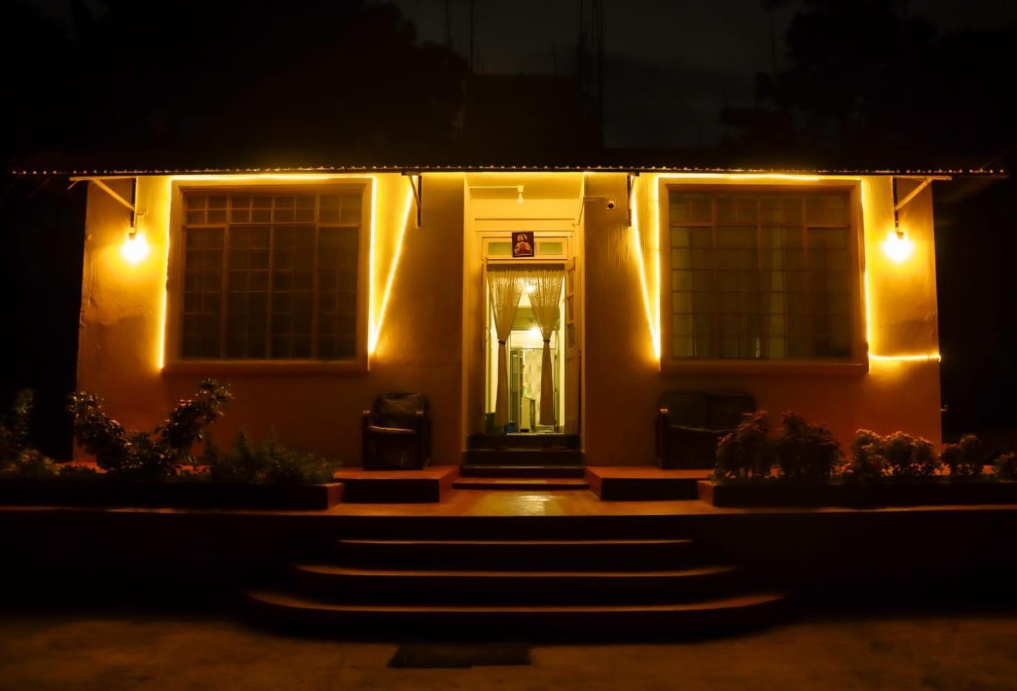 Pine Tree Lodge Shillong Luaran gambar