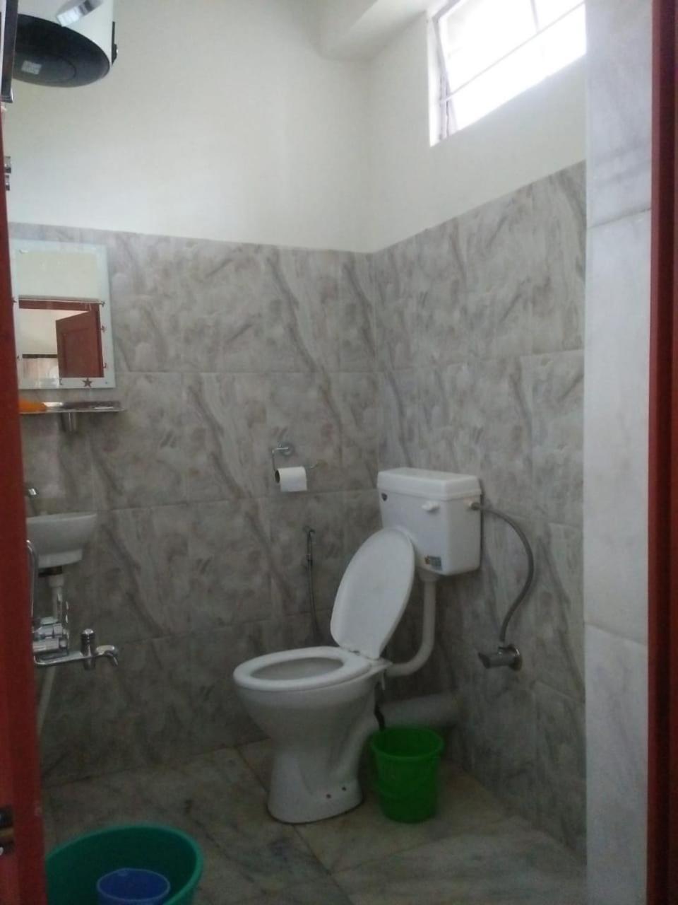 Pine Tree Lodge Shillong Luaran gambar